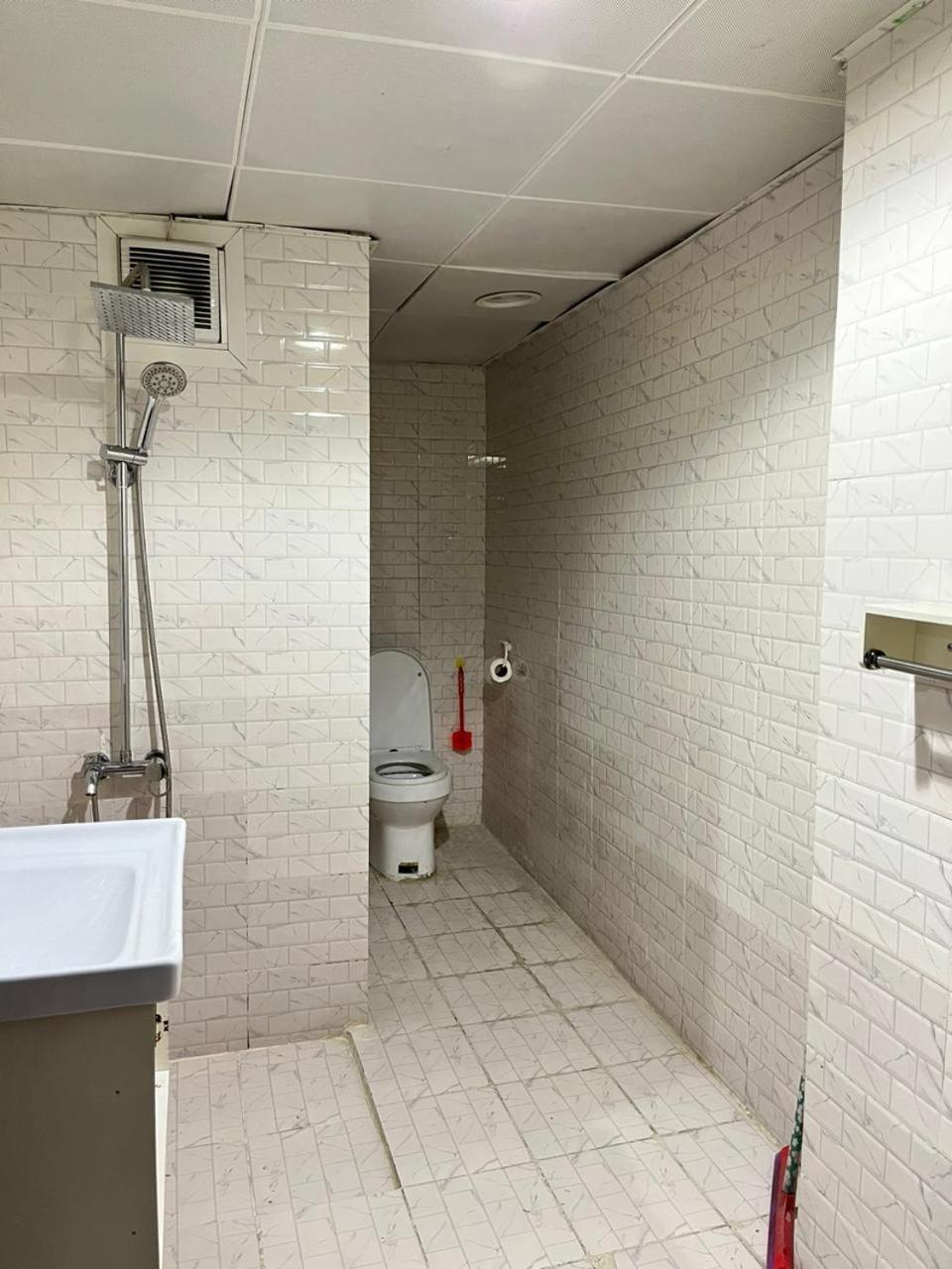 Tanih Place Абу Даби Екстериор снимка