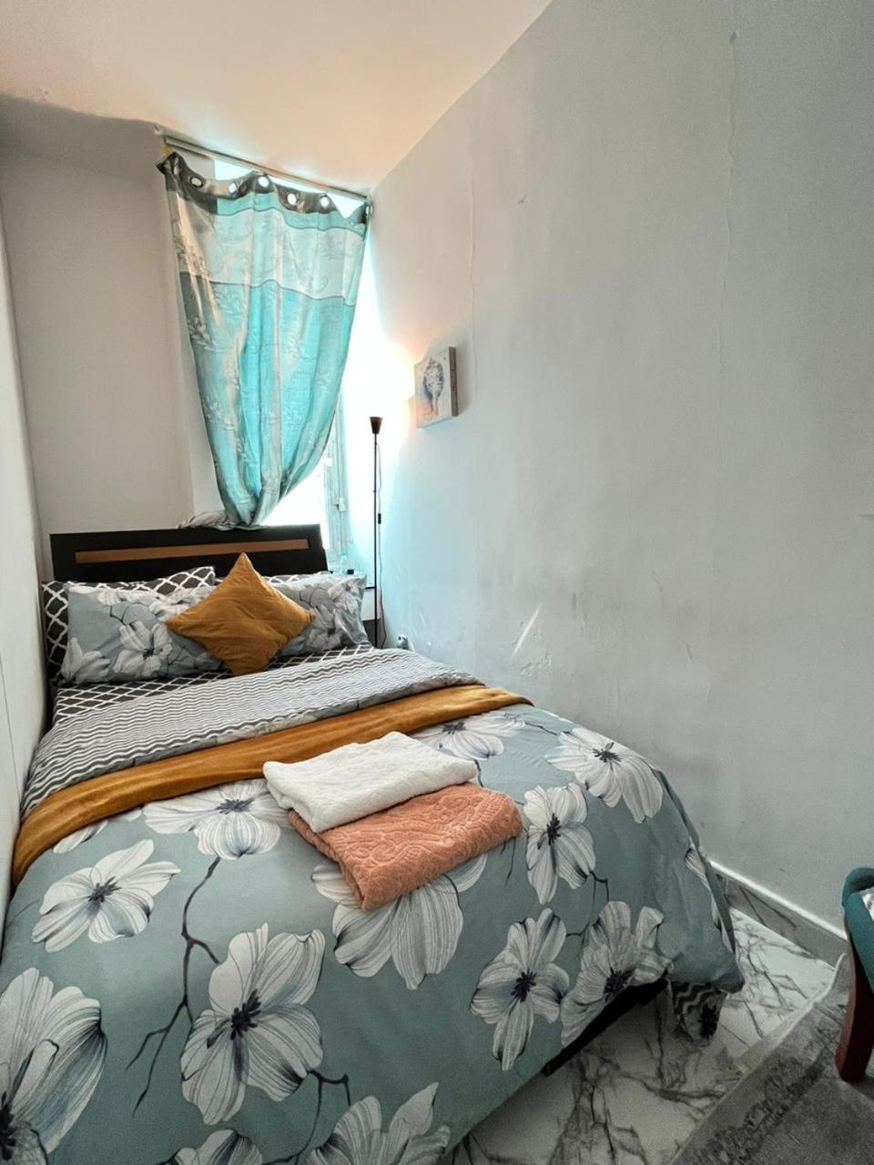 Tanih Place Абу Даби Екстериор снимка