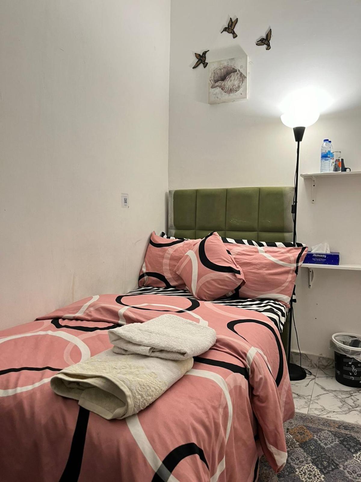 Tanih Place Абу Даби Екстериор снимка